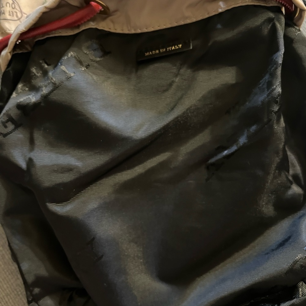 BURBERRY GRAPHIC CARTOON BACKPACK - Picture 4 of 12